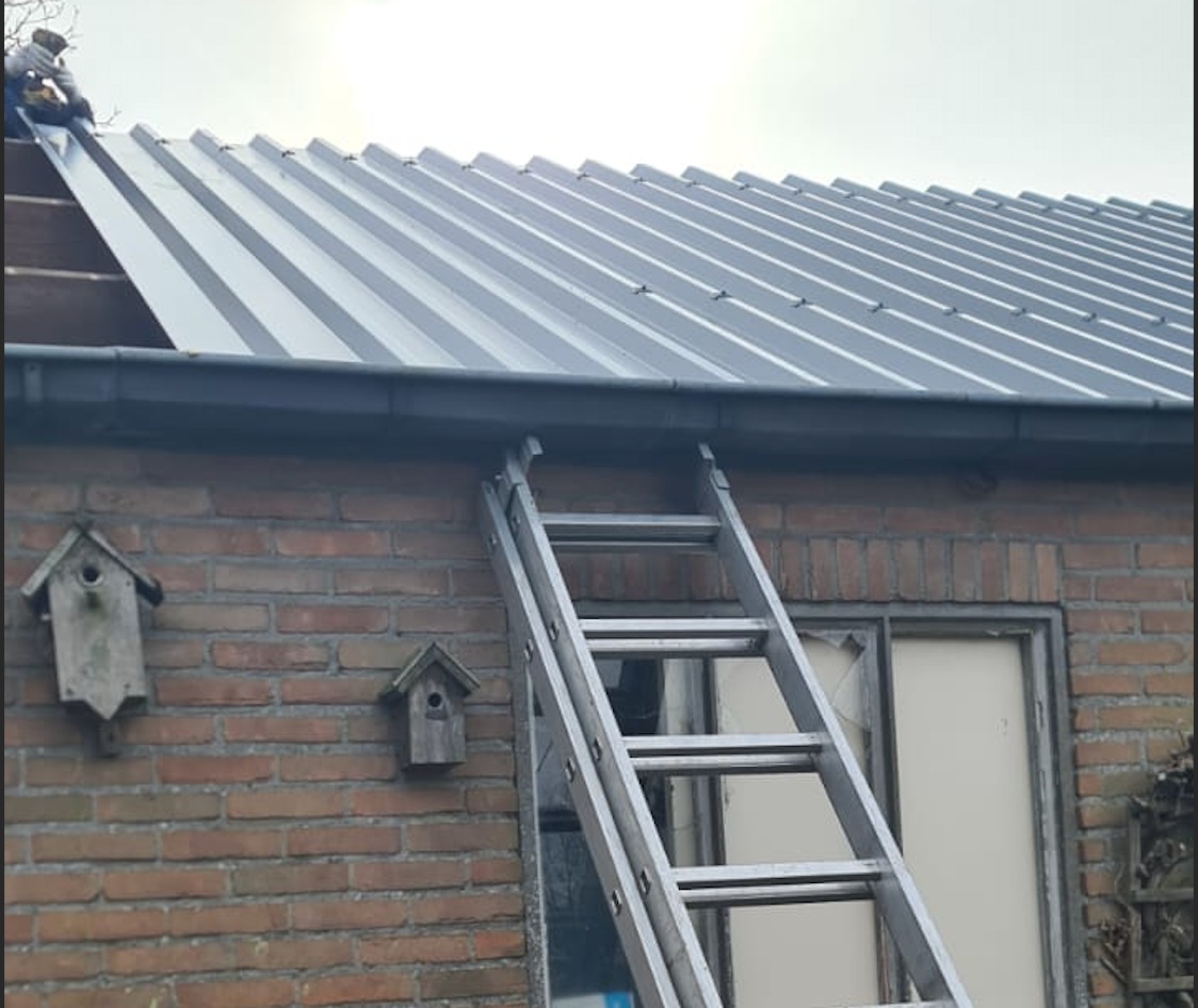 Renovatie met Metalen Tegels